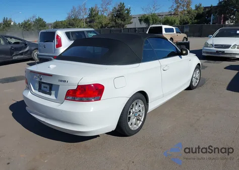 2011 BMW 128I z USA, uszkodzony, nr VIN WBAUN1C54BVH83118